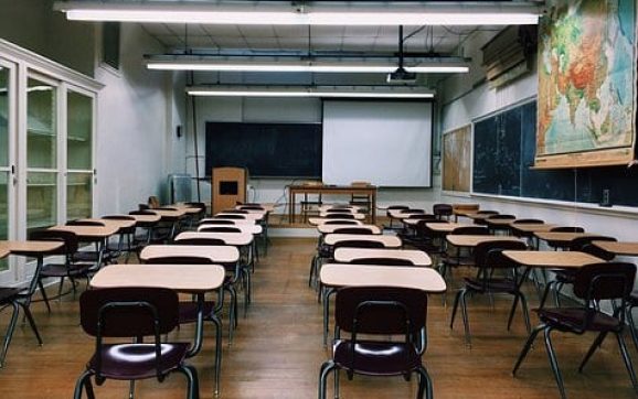 Weiter Debatte um Kopftuchverbot an Grundschulen in Deutschland